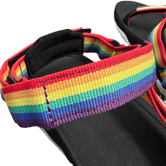 Teva Rainbow Strap Sandals - Picture 6 of 8